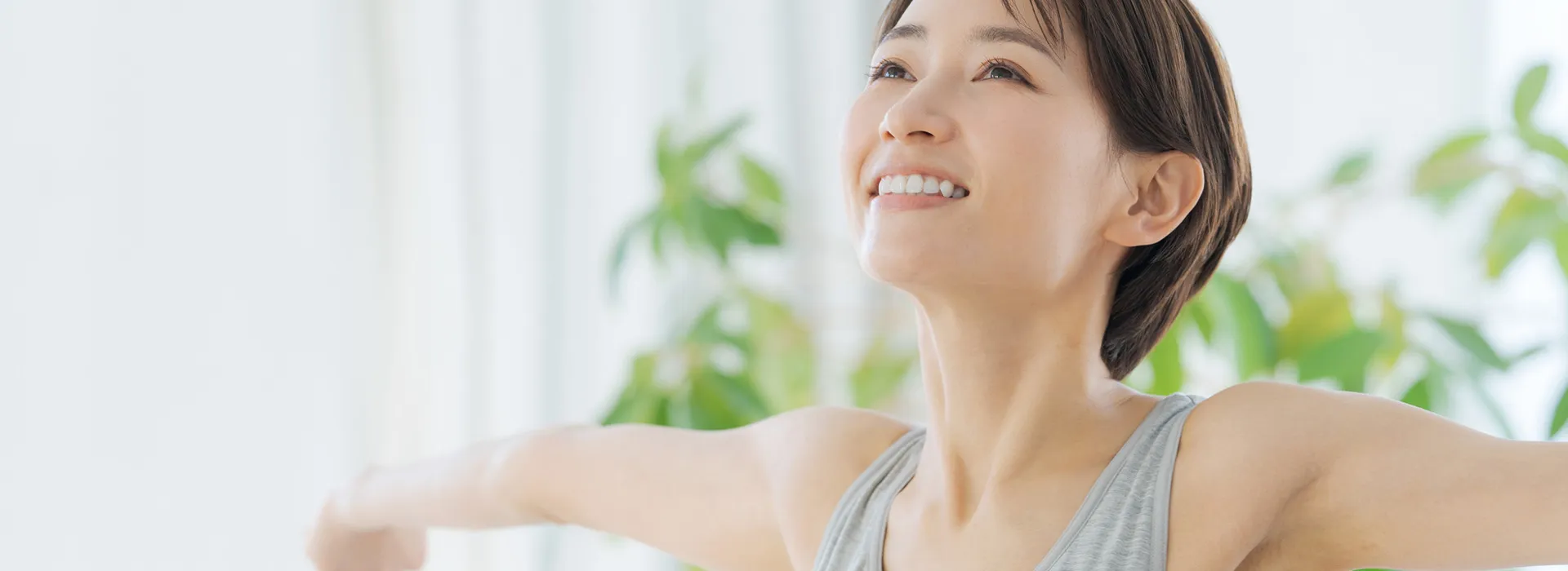 【自律神経に効く!】美容室でできる医療技術◎魔法のヘッドスパ｜高崎で美容院なら技術力とセンスが光る今日の彼女の髪は魔法的